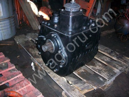 Реверс-редуктор для ДТ-75