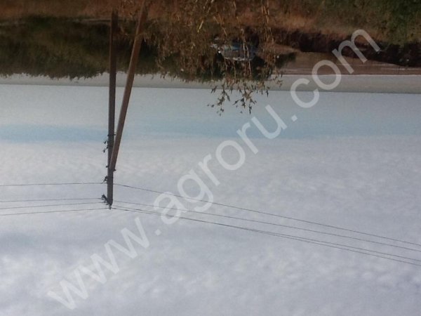 Земля на море