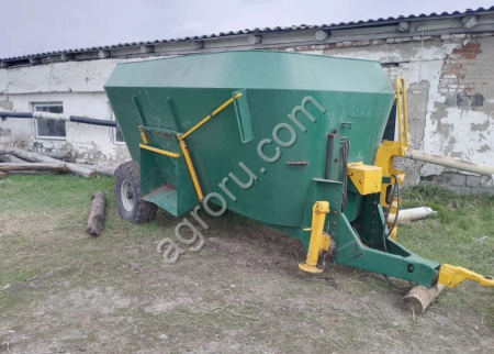 Миксер-кормораздатчик ITALMIX TRIPLEX V-11