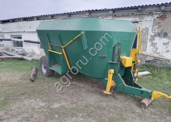 Миксер-кормораздатчик ITALMIX TRIPLEX V-11