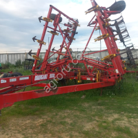 Чизeльный культиватoр Bourgault 9800