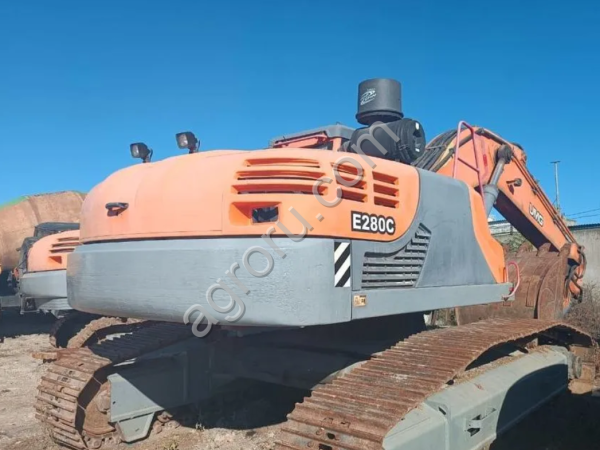 Экскаватор UMG E280C