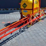 Опрыскиватель навесной штанговый