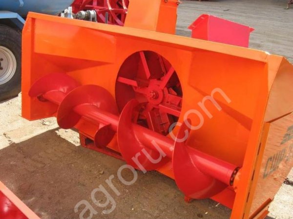 Снегоочистители шнекороторные СШР 2.0 (задний шнекоротор) и СШР–2,0П (передний шнекоротор)