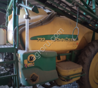 Опрыскиватель JOHN DEERE 732 М
