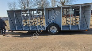 Полуприцеп для перевозки птицы