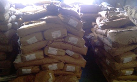 Омичи вынесли с завода 12 мешков сухого молока