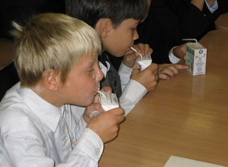Какое молоко пьют воронежские школьники