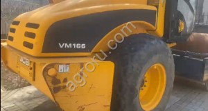 Грунтовой каток JCB VM166D