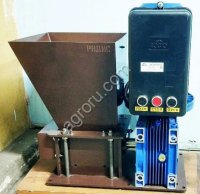 Шредер измельчитель 2, 2 кВт