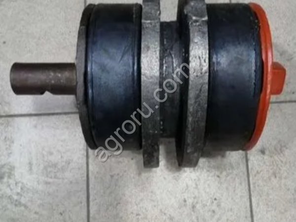 Ролик поддерживающий с/о в сборе 04.33А.013