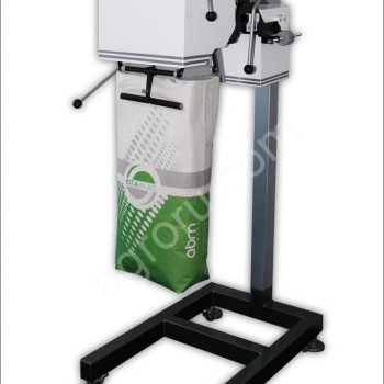 Дозатор весовой полуавтоматический ДВСВ-М для расфасовки сыпучих веществ дозами от 5 кг до 70 кг