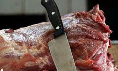 Мясной скандал: почему правительство обвинили монополизации и вредительстве?