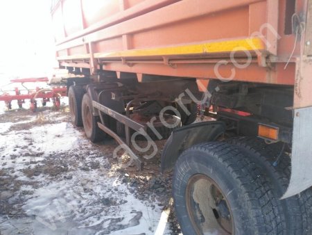 Самосвальный прицеп