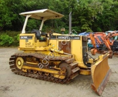 Гусеничный бульдозер Hitachi DX75M-D