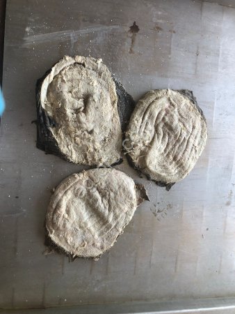 Книжка говяжья солёная прессованная