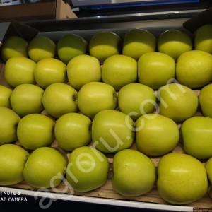 Яблоки оптом Голден сорт от производителя