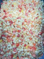 Перец быстрозамороженный резаный в виде кубика 10х10 мм