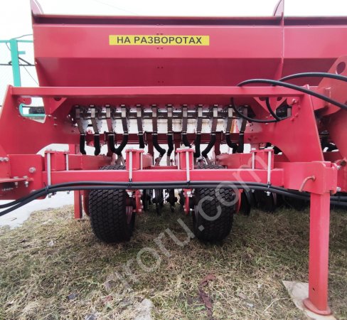Сеялка зернотуковая СЗТ-5,4