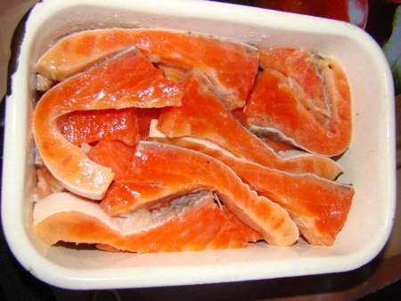 На фоне роста вылова продолжается снижение импорта рыбы