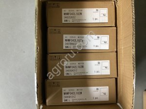 Серводвигатель Panasonic MHMF042L1U2M 400 Вт