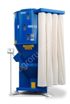 Вертикальный шнековый смеситель кормов