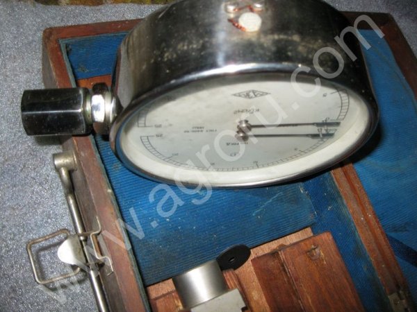 манометр МКД