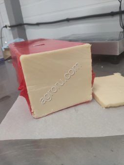 Масло сливочное, спред, сыры.