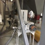 Мельница МВС-1, модернизированная, производительность 30 т зерна в сутки.