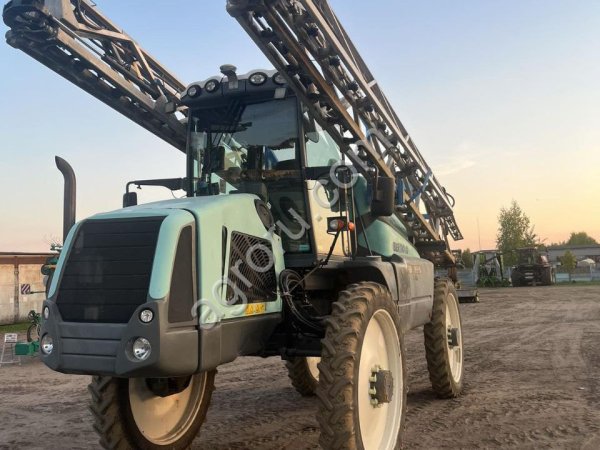 Опрыскиватель самоходный Берту BERTHOUD RAPTOR