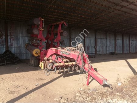 Культиватор Vaderstad Carrier