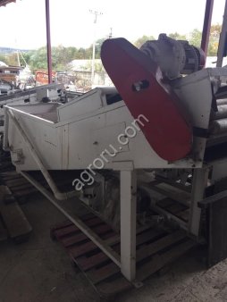 машину для измельчения корнеплодов марки А9-КЛГ