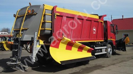 Комбинированная дорожная машина AM COMBI на базе самосвала Volvo FMX