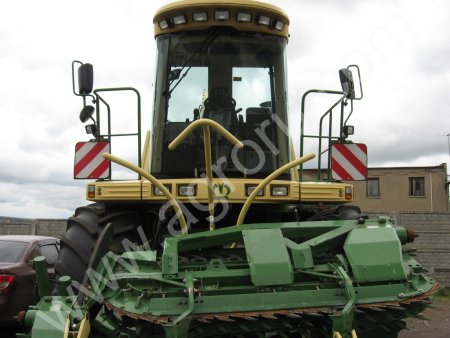 кормоуборочный комбаин KRONE BIGX650