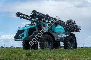 Самоходный опрыскиватели Раптор 4240 Берту