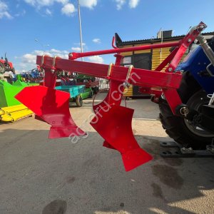 Плуг корпусной Уралец 1L-220