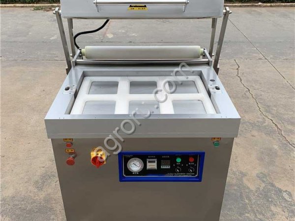 Большая полуавтоматическая вакуумная скин-упаковочная машина LSP760A