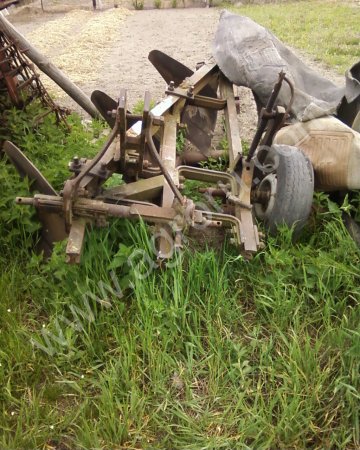 Плуг ПЛН 3-35 изготовитель СССР