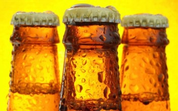 Полиция изымает из продажи пиво