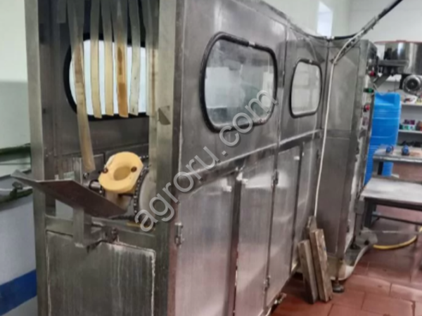 Автомат для розлива воды QGF-150