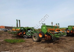 Посевной широкозахватный комплекс Amazone D9 -120