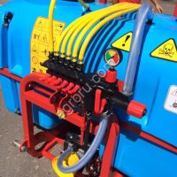 Опрыскиватель 400 литровый 12 метров