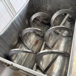 Фаршемешалка двушнековая 200л
