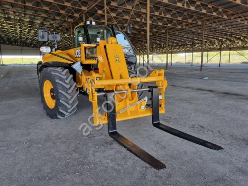 Вилы паллетные 4 тонны для телескопического погрузчика JCB