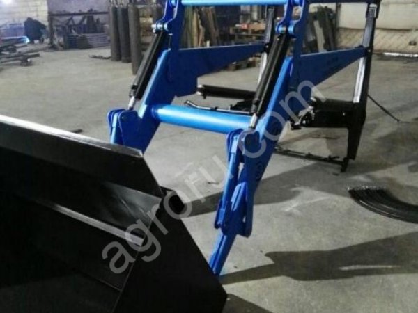 Погрузчик Фронтальный