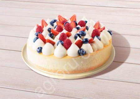 Чизкейк NY со сливочным кремом и ягодами 1000г.