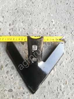 Лапа культиватора 15037 210мм к S-образной стойке 45х12