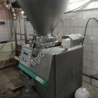 Вакуумный роторный шприц vemag robot DP 15C