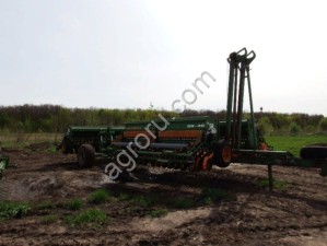 Посевной широкозахватный комплекс Amazone D9 -120