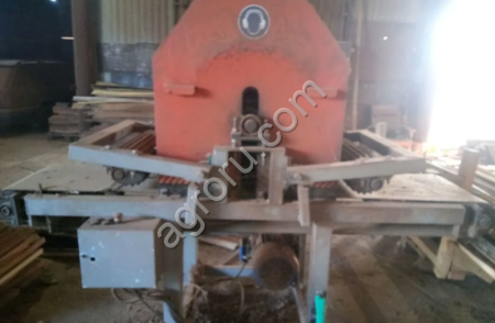 Станок для удaления коры